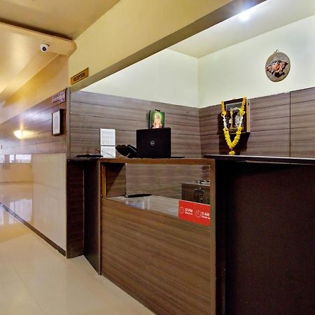 Hotel Oyo Slp013 Savan And Sapna Lodging Solapur Exterior foto